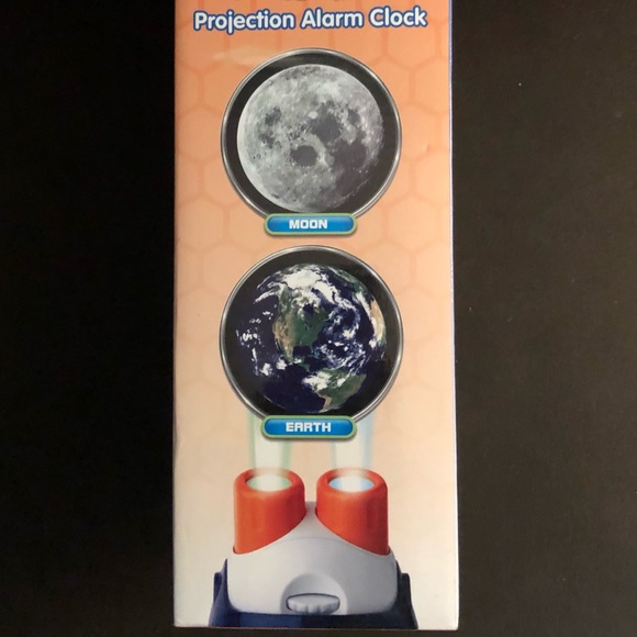 Projection Alarm Clock - Picture 4 of 4